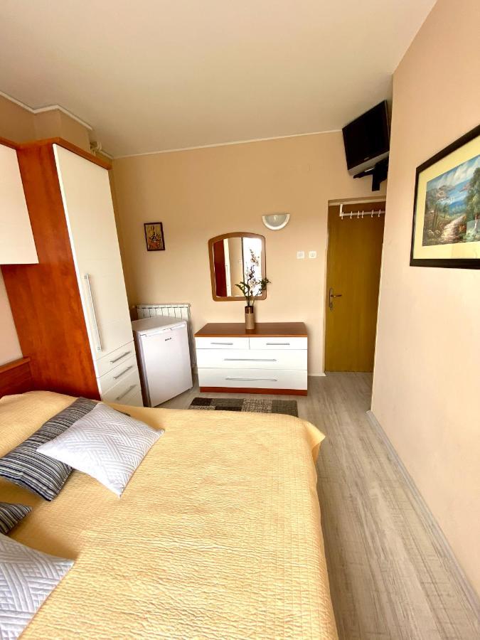 Guesthouse Kurelic Rab Kampor Exterior photo